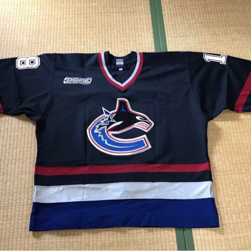 CCM - Vancouver Canucks Steve Kariya Game Worn vintage jersey (2000) COA